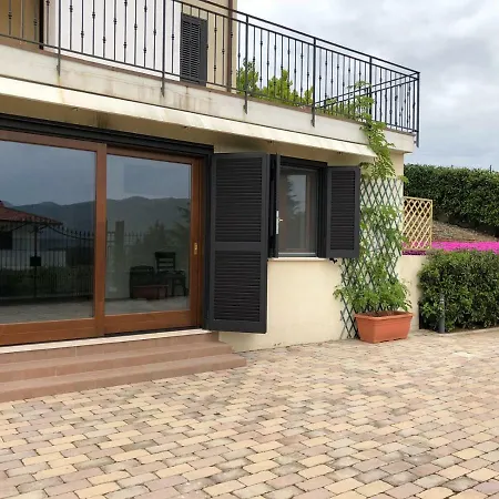 Le Margherite Bed & Breakfast Lenola